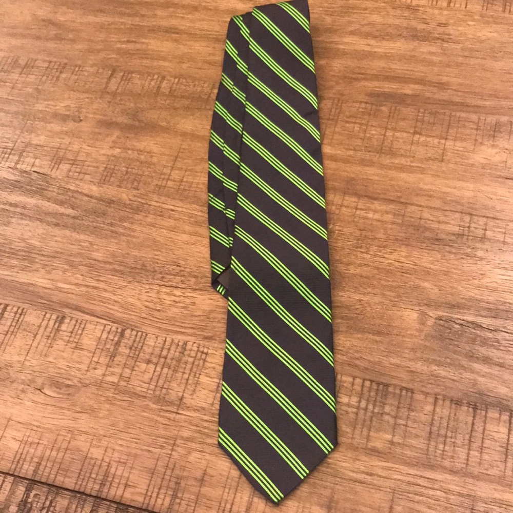 Brooks Brothers St. Jude Limited Edition tie